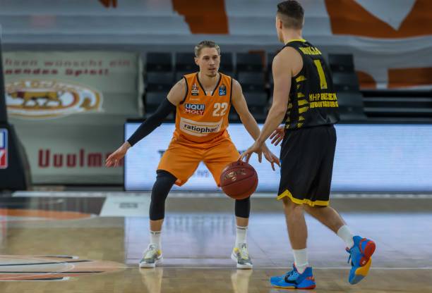 顽强拼搏所 顽强拼搏所